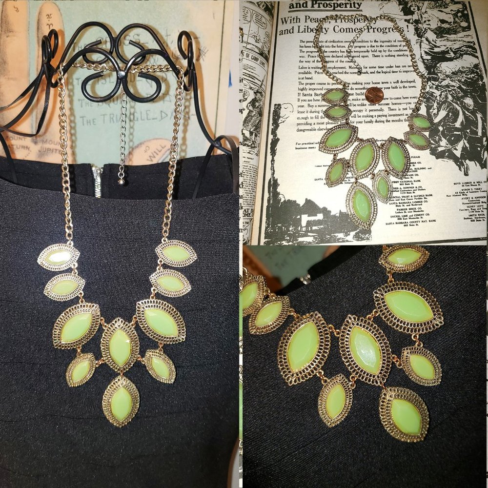 Sage Sea Green Silvertone  Leaf Bib Statement Y2K Costume Jewelry Necklace